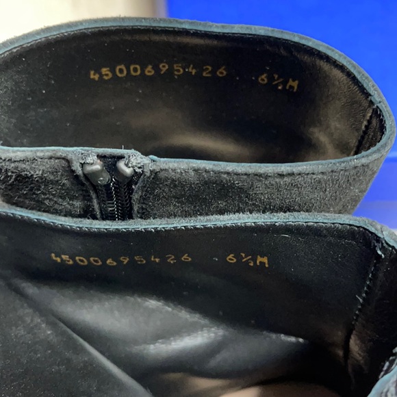 Stuart Weitzman Benedicta black suede booties 6.5 - Picture 7 of 10